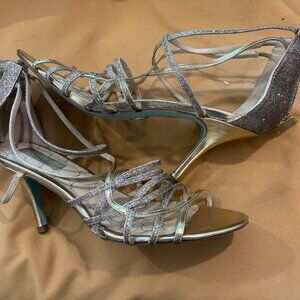 Betsy Johnson Gold Glittery Open Toe Strappy Stilleto Heel w/Zipper SZ 10